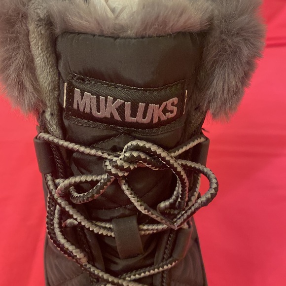 Muk Luks Women’s Winnie Waverly boots.  Black size 8.5. - Picture 3 of 7
